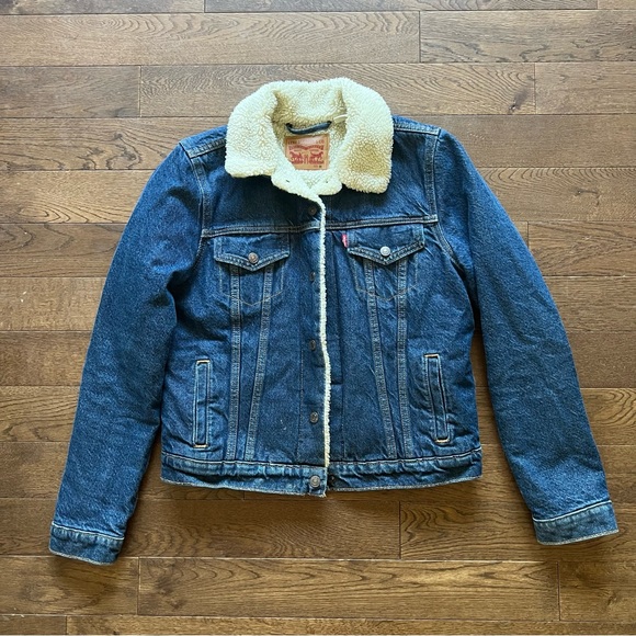Levi's Jackets & Blazers - Levi’s Jean Jacket